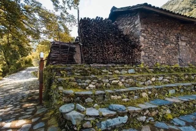 它只是雅安的一个县，却几乎包揽了川西美景!离德阳仅4小时!