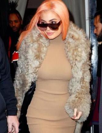 卡戴珊家族的掌上千金，这体格就犹如“大水牛”