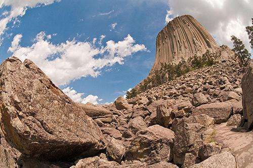 世界上最难攀登的山，仅有264米高，却比珠穆朗玛峰还难攀登