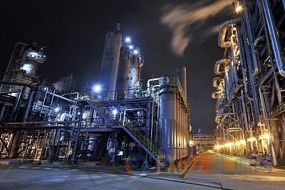 原油交易提醒:制裁逼近对垒贸易危机重燃，70关口仍是拦路虎