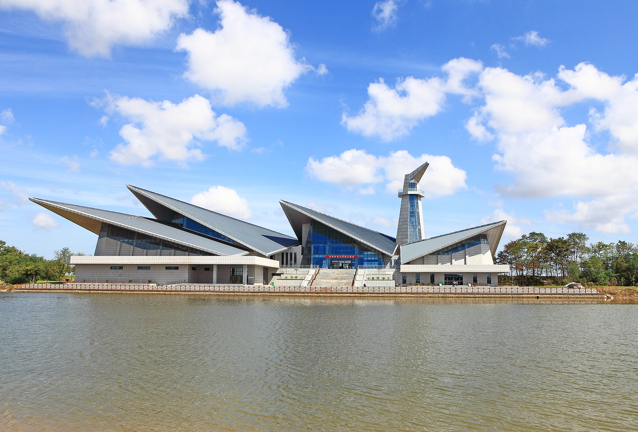 中国唯一一座没有山的城市,最高海拔仅8.5米,拥有18处4A景区!