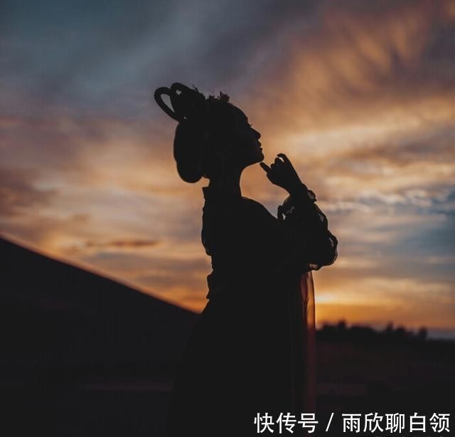 纳凉■贵公子携妓出游,杜甫携妓相陪,他机智写下一首诗,才没毁掉清誉
