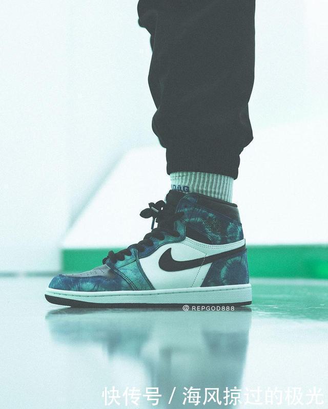  抢先@扎染Air Jordan 1上脚抢先看！神仙颜值，你说香不香