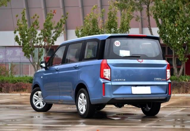  最多■又一款廉价实用的好车，最多能拉8个人，行李箱4102L，6.48万起步