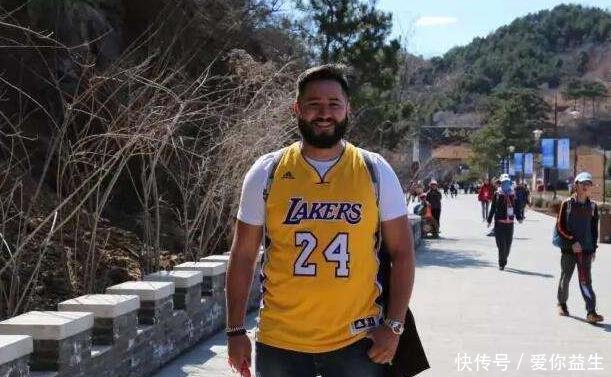 美国人到中国游后疑惑这东西这么先进,为何不是在我们国家