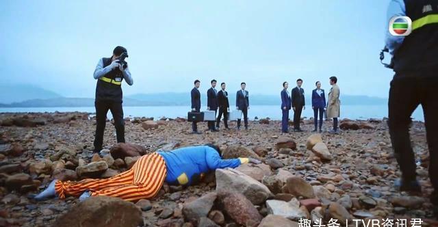 『真实』全城热捧!TVB《法证先锋4》最新小丑案掀热议:人皮手套真实存在