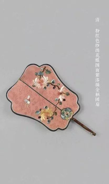 趁着清宫剧大火，故宫把文物上的颜色变成了20款口红色号