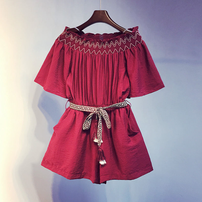 小个子女生穿短裙太容易走光!穿上连体短裤，你就知道有多显高了