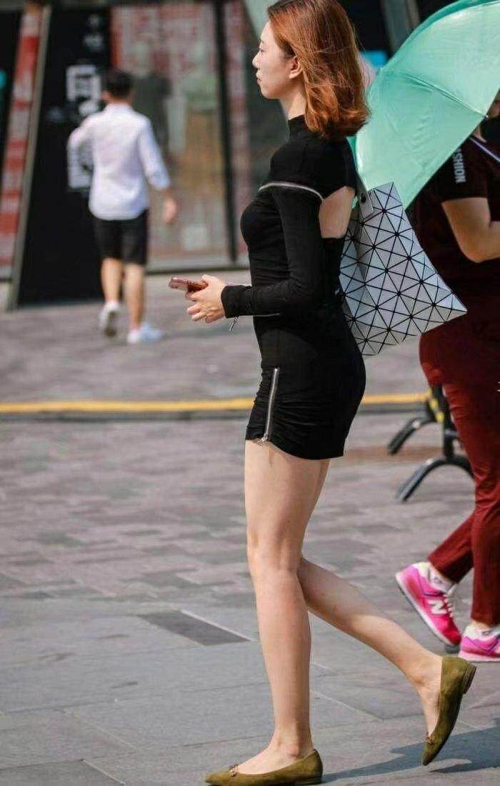 时尚美女性感包臀裙，穿搭时尚，气质典雅高贵让人羡慕