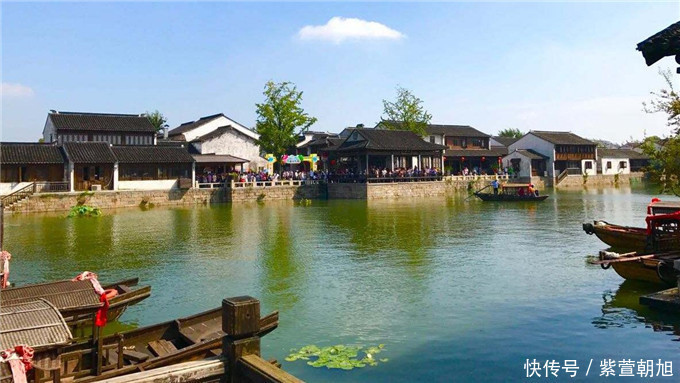 国内宰客最严重的景点,一碗泡面60元,住一晚需要1000元