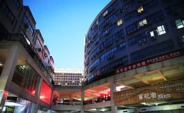  「快些开学吧」接头暗号：老北川！