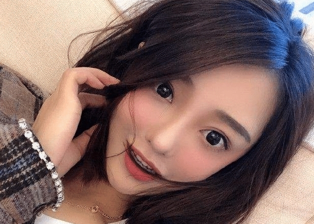  『仙家』娜美“叛逃”仙家之后，直播人气一直掉，近日开播只有不足百人观看
