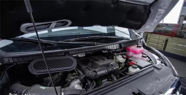  『V90』全新大通V90房车来啦！配2.0T发动机参数超依维柯，起售价真便宜
