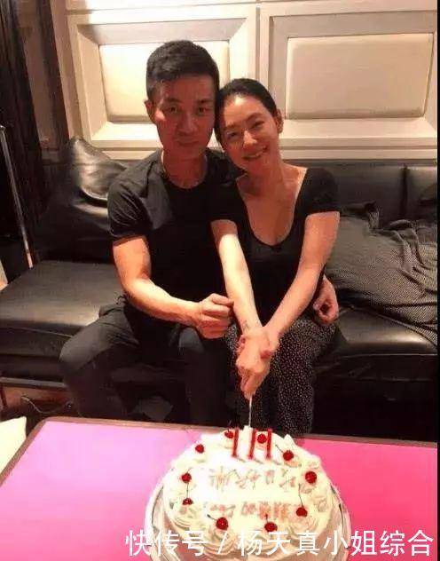 小s为老公庆生甜蜜拥吻!打破快离婚传言!网友:澄清还是演戏?!