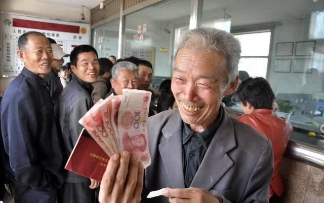  「好处」今年起农村户口4大好处，只能迁出不能迁回，知道哪4大