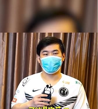  毫无@宝蓝即将回归首发？网友扒出宝蓝泡芙双排记录，官博却毫无动作