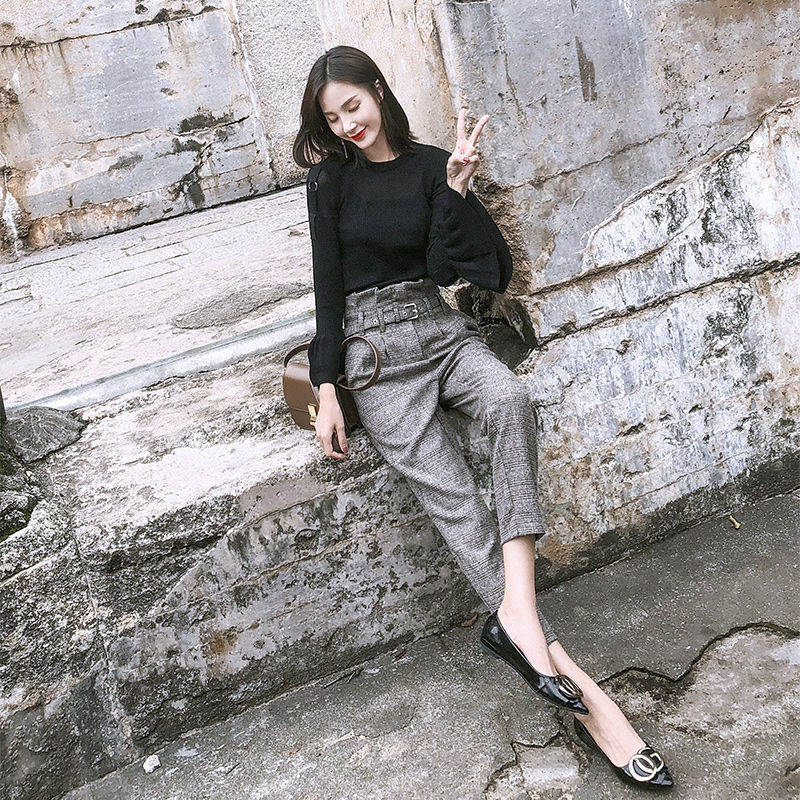 小个子女人有福了，秋季新款套装已上市，洋气超美嫩，谁穿谁先美