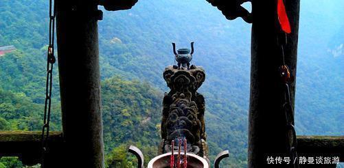 武当天下第一绝崖龙头香,下方是万丈深渊,无数人为上一炷香丧命