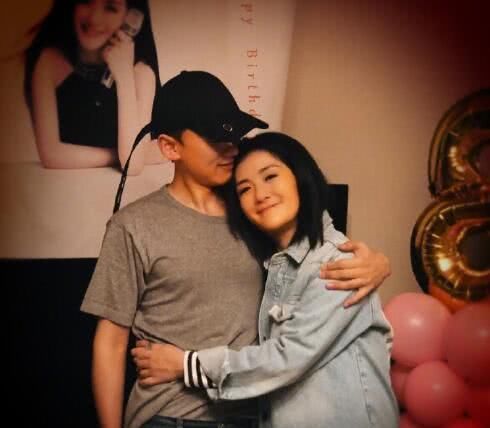  『辛酸』辛酸！谢娜出书首谈婚后6年不孕内幕：单侧输卵管发炎被切除