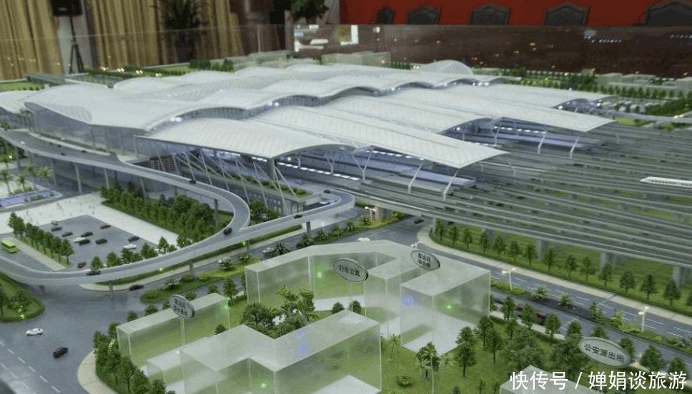 中国最大火车站也是世界第一车站, 投资130亿面积相当30个天安门