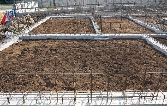  「农村自建房」农村自建房为什么要用白石灰？了解白石灰，建筑