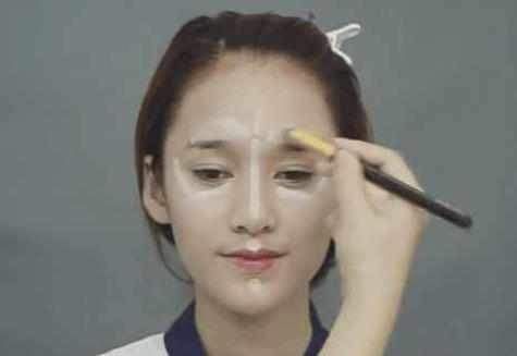 19年从未化过妆的女生，妆后竟这般惊艳!美哭了~