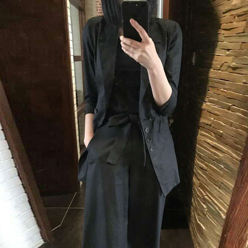 微胖有小肚子的我，出门从不穿裙!只穿显瘦欧货套装，时髦到炸