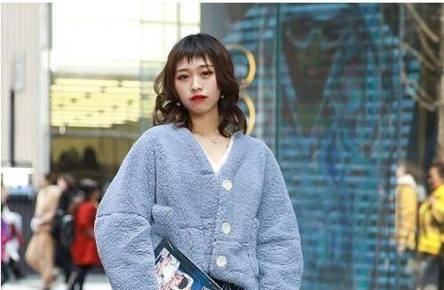 【中年】40岁怎么了? 中年女士剪短发,再也不当黄脸婆