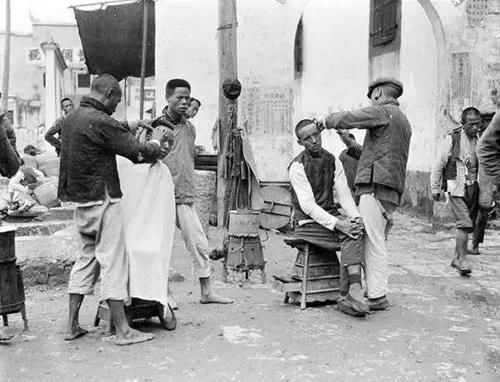 美国一位研究中国的学者，无意中在家里翻出来6000张中国老照片