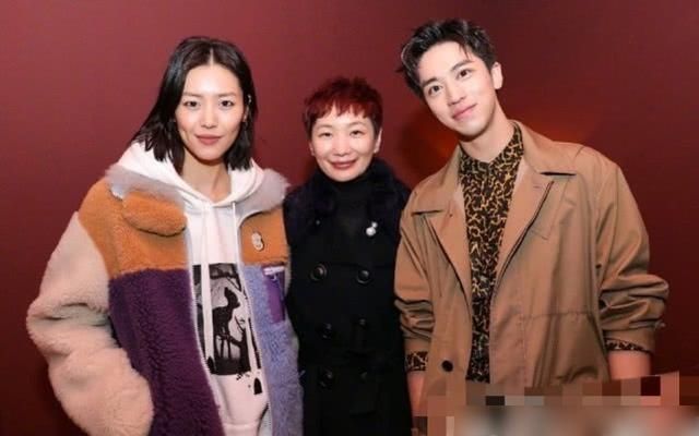 时尚芭莎前主编苏芒