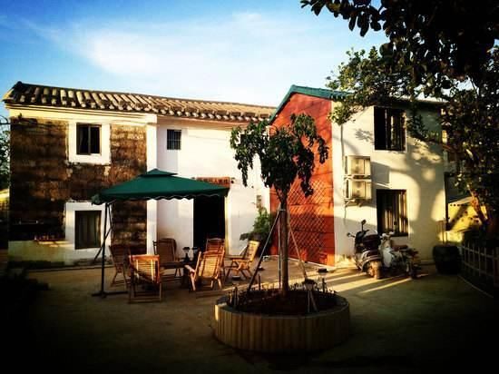 广西最不值得去的景区，民宿一张床都需500块，很多景点都需收费