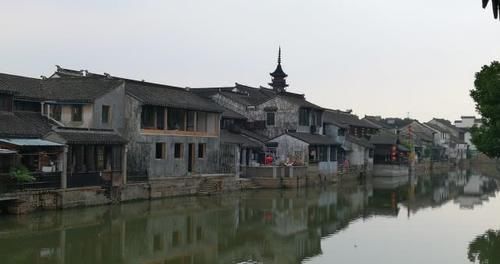  经济@中国“最强”小县城，多数城市都比不上它，经济超100多个