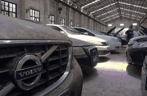 4万买一辆40万的泡水车,能买吗?听完修理工的话,被坑到吐血