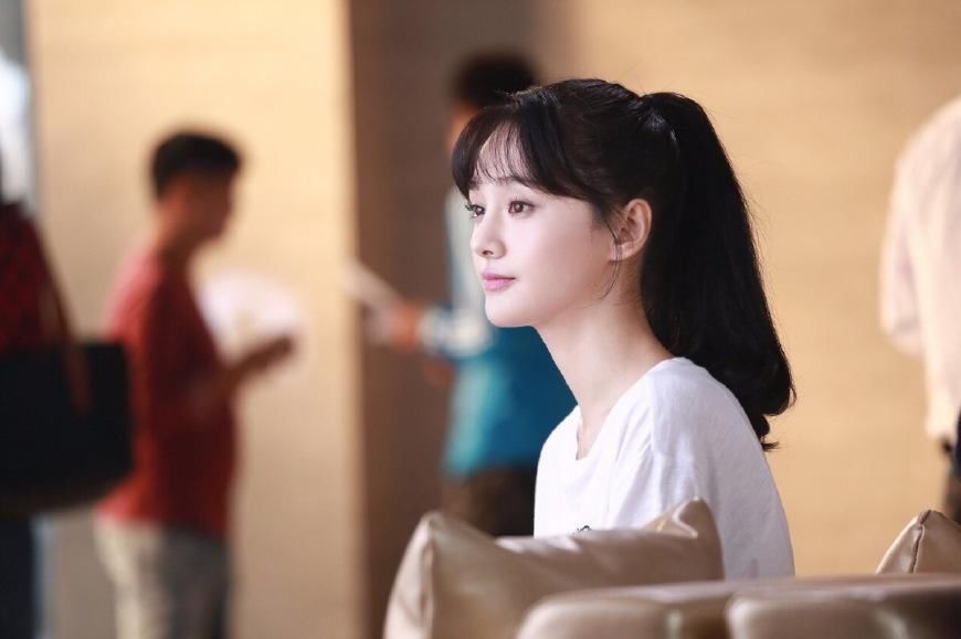 小仙女再上热搜，绯闻男主角却单方面发布微博表示不愿再联系