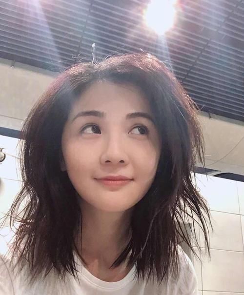 #大越#有这3个特征的女人,年纪越大越“省钱”,无需过多保养就很女神