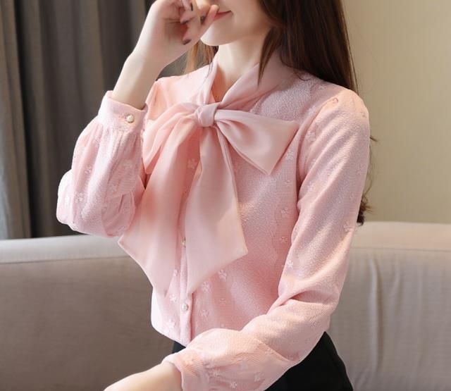  「衬衫」今年春夏好穿的时髦组合 衬衫大裤子百搭不挑人