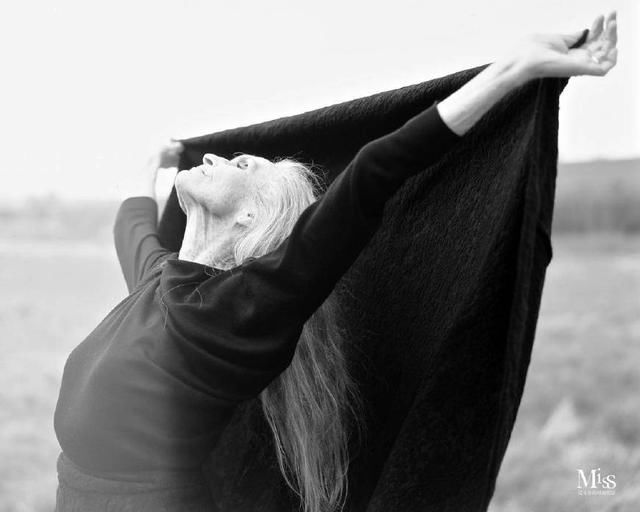 时尚榜样｜岁月并不是杀猪刀，90岁的她们依旧是铁打的时髦少女