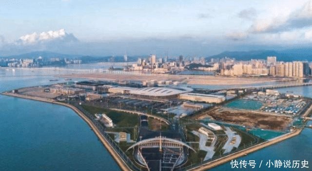 假如港珠澳大桥隧道部分被冲垮, 人们怎样逃亡 佩服工程师的智慧