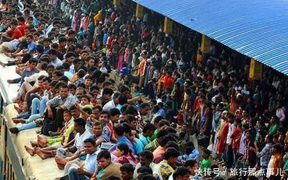 印度女孩来中国旅游,回国后吐槽国内厕所:简直是原始人用的!