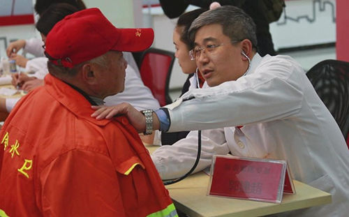  河南省委■“我再也不怕走夜路了!”