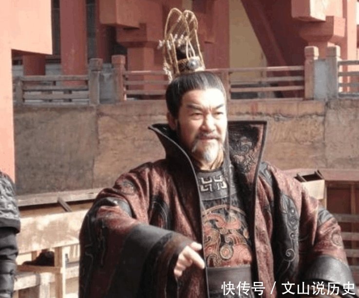 『杀掉』敌将太强大, 主帅下令 找个和他长一样的家伙杀掉! 果然大胜!