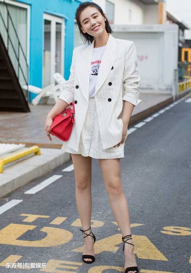 马思纯因为穿错了一条白裙，看起来胖了15斤，体重100+!