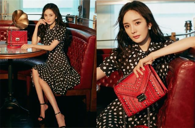 31岁杨幂与39岁周韵同穿波点连衣裙，网红脸和高级脸差别一目了然