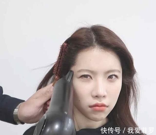  大妈■卷发太土像大妈？推荐给你4种减龄妙招，让你美到没朋友