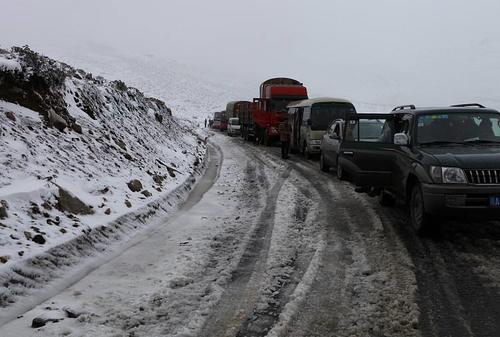 川藏线上那么多“豪车”，为什么没人开回去车主一言难尽