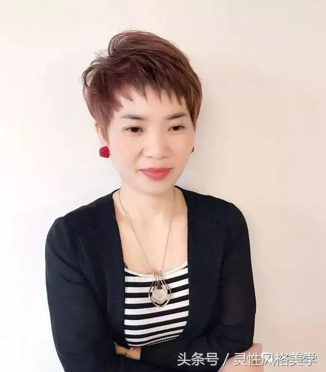 三四十岁的你发型别瞎剪了，有这30款短发就够了！