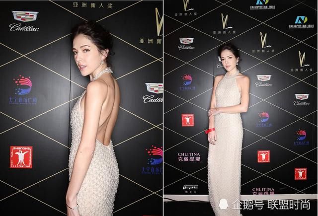 许玮甯着深V领现身，下半身包不住重点，网友：这裙子跟没穿一样