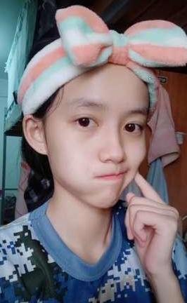 抖音“第一女神”走红，卸妆后揭露真实颜值，网友：闪瞎眼！