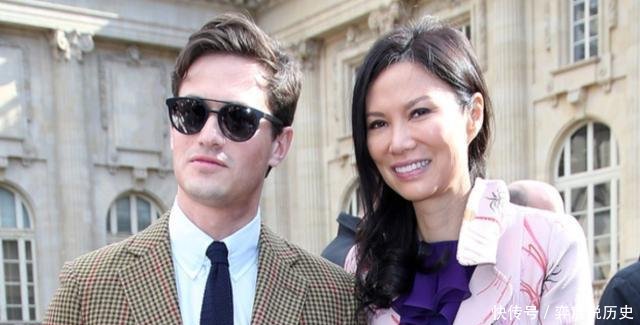 [欧洲]比邓文迪还牛！31岁嫁26岁欧洲王子，42岁再嫁鲜肉，51岁活成女王