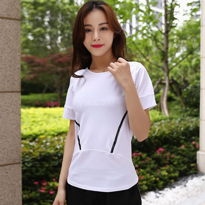 运动美女运动范，小姐姐新一期的“运动风”超火爆